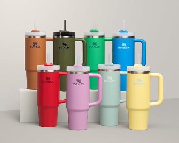 25% Limited Time Deal on Stanley Quencher H2.0 Tumbler with Handle and Straw 30 oz - Image 2